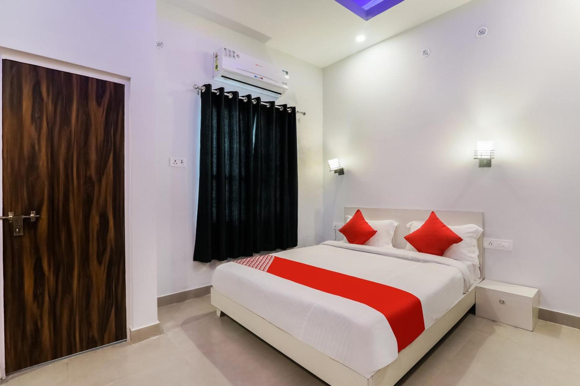 FabHotel SR Inn Chinhat Exterior foto